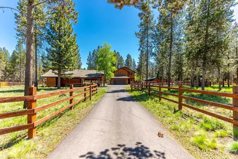 16815 Derringer Rd, Bend, OR 97707 photo 7