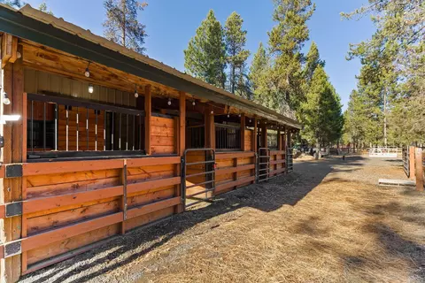 16815 Derringer Rd, Bend, OR 97707 photo 33