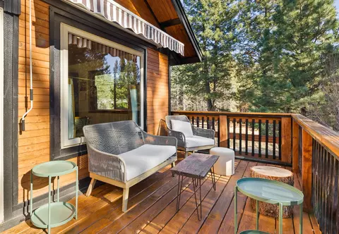 16815 Derringer Rd, Bend, OR 97707 photo 3