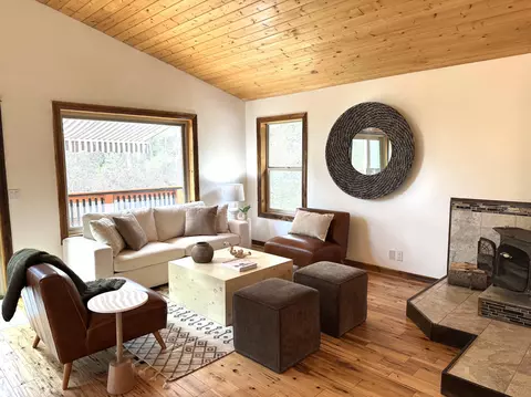 16815 Derringer Rd, Bend, OR 97707