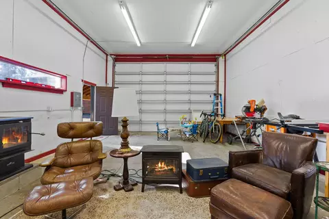 16815 Derringer Rd, Bend, OR 97707 photo 43
