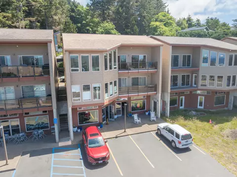 501 Center Way, Yachats, OR 97498