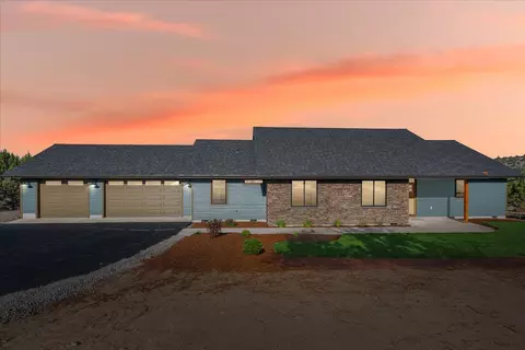 13055 SEthan Loop, Prineville, OR 97754