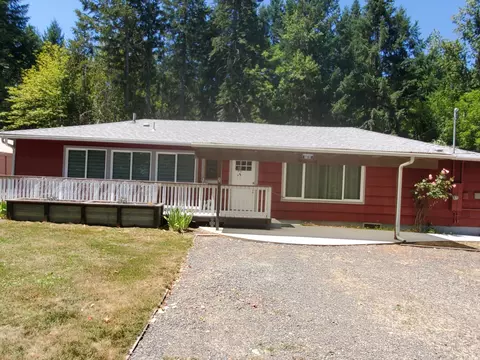Exterior - 753 Albert Ave, Glendale, OR 97442 photo 3 of 21