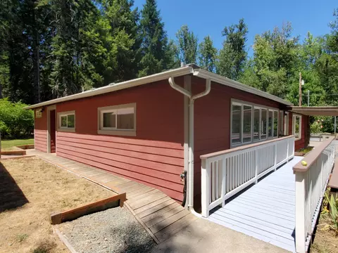 Exterior - 753 Albert Ave, Glendale, OR 97442 photo 6 of 21