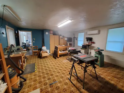 Other - 753 Albert Ave, Glendale, OR 97442 photo 12 of 15