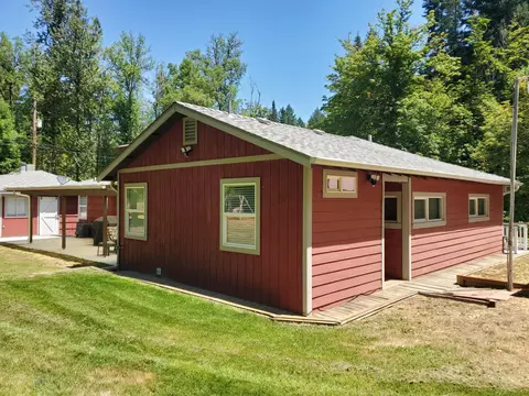 Exterior - 753 Albert Ave, Glendale, OR 97442 photo 7 of 21