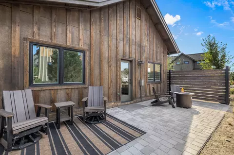 61301 Howe Way, Bend, OR 97702 photo 22