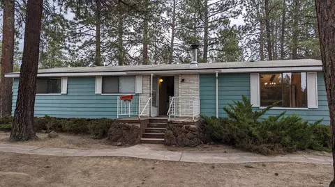 60976 Ridge Dr, Bend, OR 97702 photo 1