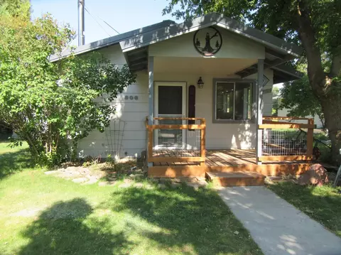 306 N Main St, Dorris, CA 96023