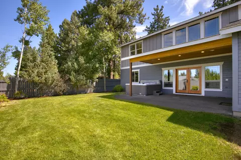 60829 Yellow Leaf St, Bend, OR 97702 photo 28