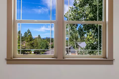 60829 Yellow Leaf St, Bend, OR 97702 photo 17