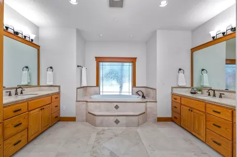 60829 Yellow Leaf St, Bend, OR 97702 photo 11