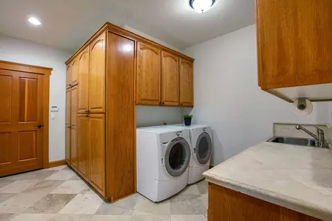 60829 Yellow Leaf St, Bend, OR 97702 photo 12