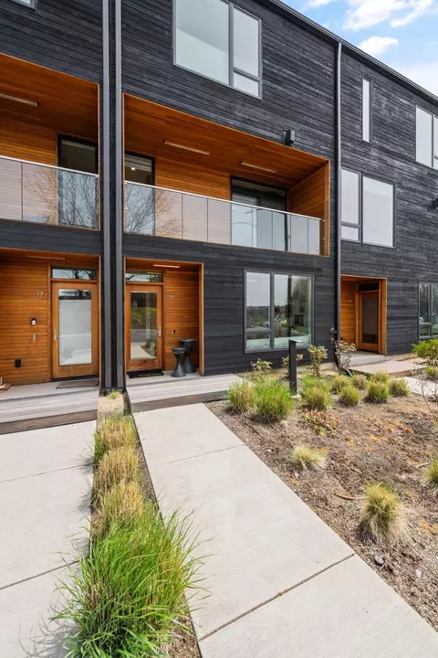 55 SW Wall St UNIT 18, Bend, OR 97702