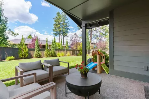 Exterior - 60887 SW Headwaters Loop, Bend, OR 97702 photo 5 of 15