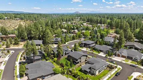 View/Area - 60887 SW Headwaters Loop, Bend, OR 97702 photo 3 of 6