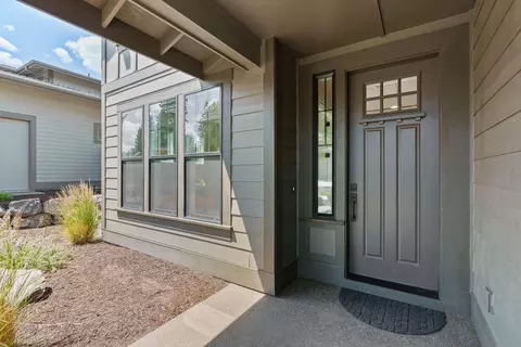 Entry Way - 60887 SW Headwaters Loop, Bend, OR 97702 photo 1 of 5