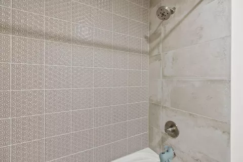 Bath - 60887 SW Headwaters Loop, Bend, OR 97702 photo 13 of 13