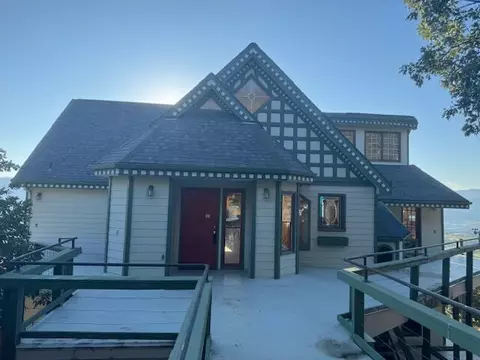 448 Timberlake Dr, Ashland, OR 97520