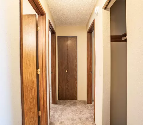 Entry Way - 501 SE Wilson Ave, Bend, OR 97702 photo 1 of 1