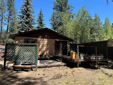 Exterior - 422 Elm St, Chiloquin, OR 97624 photo 6 of 13