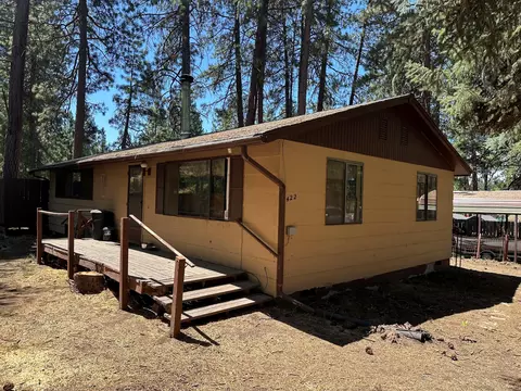 Exterior - 422 Elm St, Chiloquin, OR 97624 photo 8 of 13