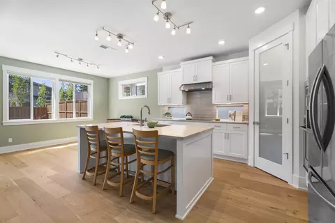 3263 NW Jesse Pl, Bend, OR 97703 photo 9
