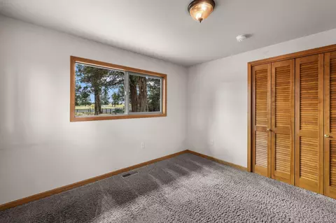 22818 Mcgrath Rd, Bend, OR 97701 photo 26
