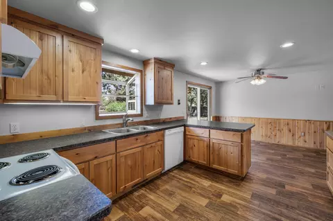 22818 Mcgrath Rd, Bend, OR 97701 photo 16