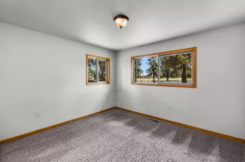 22818 Mcgrath Rd, Bend, OR 97701 photo 25