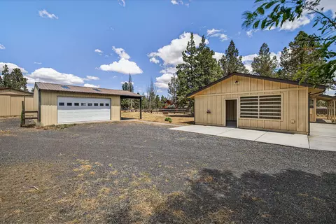 22818 Mcgrath Rd, Bend, OR 97701 photo 46