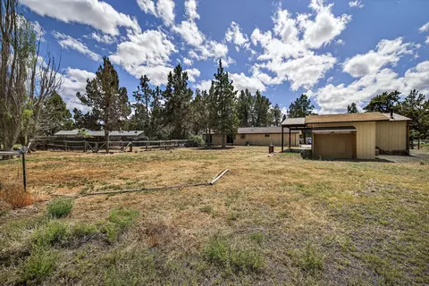 22818 Mcgrath Rd, Bend, OR 97701 photo 36