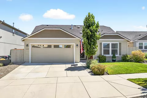 3288 Cheltenham Way, Medford, OR 97504