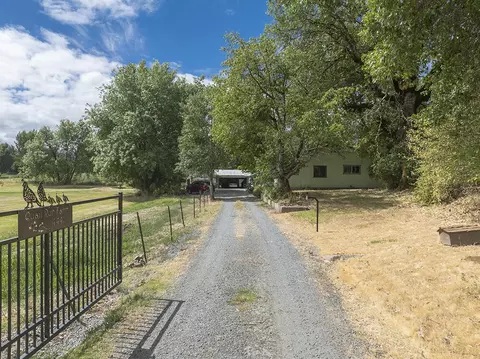 4441 Upper River Rd, Grants Pass, OR 97526