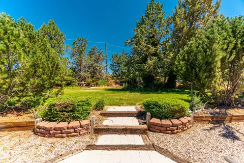 21085 Quail Ln, Bend, OR 97703 photo 37