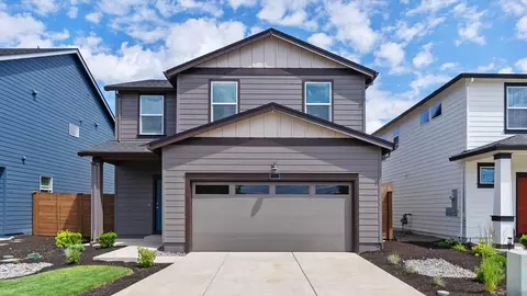 61144 Splendor Ln, Bend, OR 97702
