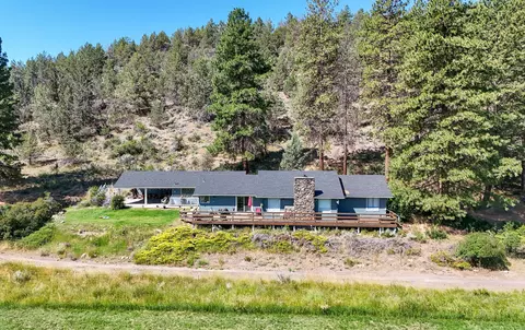 17025 Mitchell Rd, Dairy, OR 97625