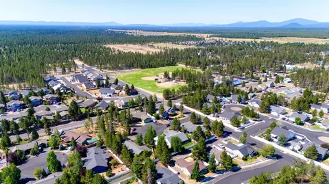 View/Area - 16676 Mcclintock Pl, La Pine, OR 97739 photo 6 of 6