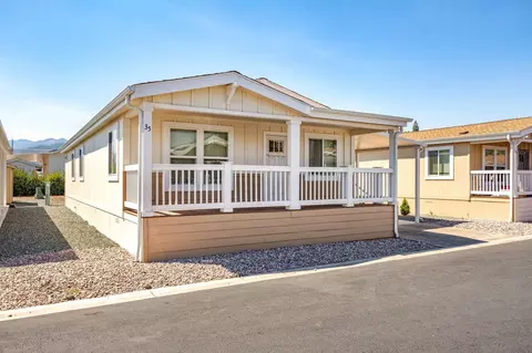 3555 S Pacific Hwy #SPC 35, Medford, OR 97501