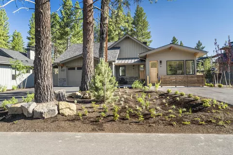 18196 Forestbrook Loop #17, Bend, OR 97707