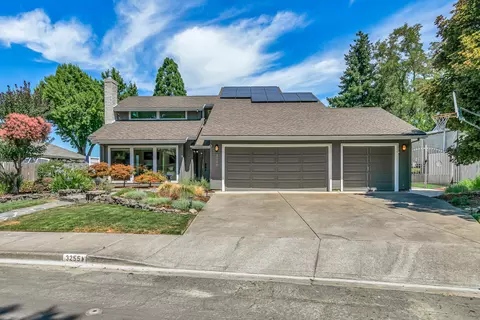 3255 Miller Ct, Medford, OR 97504