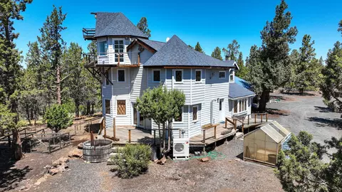 66252 Rebecca Ln, Bend, OR 97703