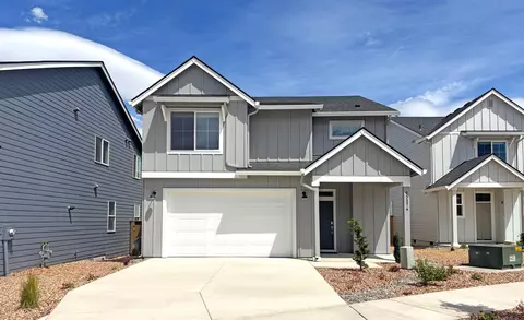 63265 Carly Ln, Bend, OR 97701