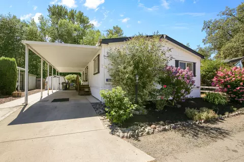 21 Brophy Way UNIT 33, Shady Cove, OR 97539