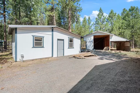 15660 Woodgreen Ct, La Pine, OR 97739 photo 5