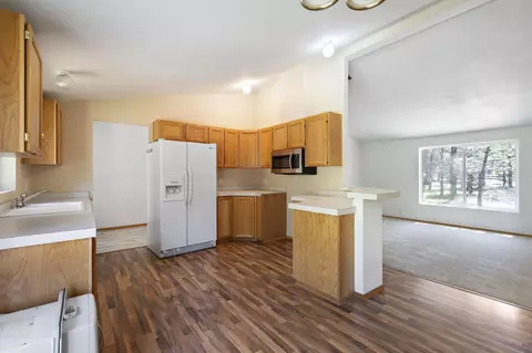 15660 Woodgreen Ct, La Pine, OR 97739 photo 9