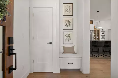 Entry Way - 1181 NW Singleton Pl, Bend, OR 97703 photo 3 of 11