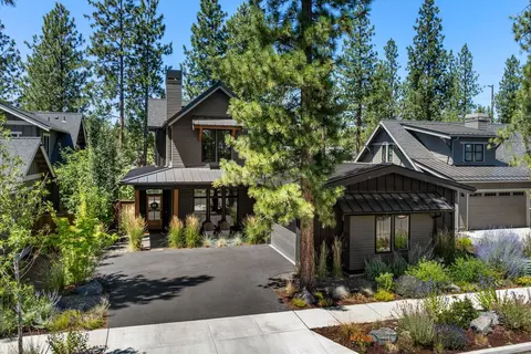Exterior - 1181 NW Singleton Pl, Bend, OR 97703 photo 17 of 18