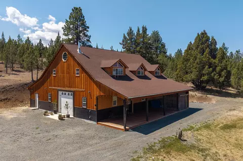 60625 Three Point Rd, Canyon City, OR 97820
